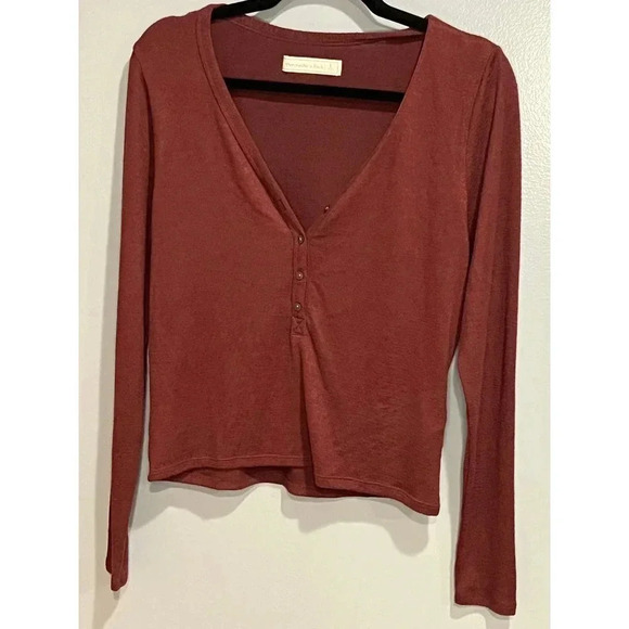 Abercrombie & Fitch Henley Crop Top in Burgundy - Size L - Picture 1 of 6